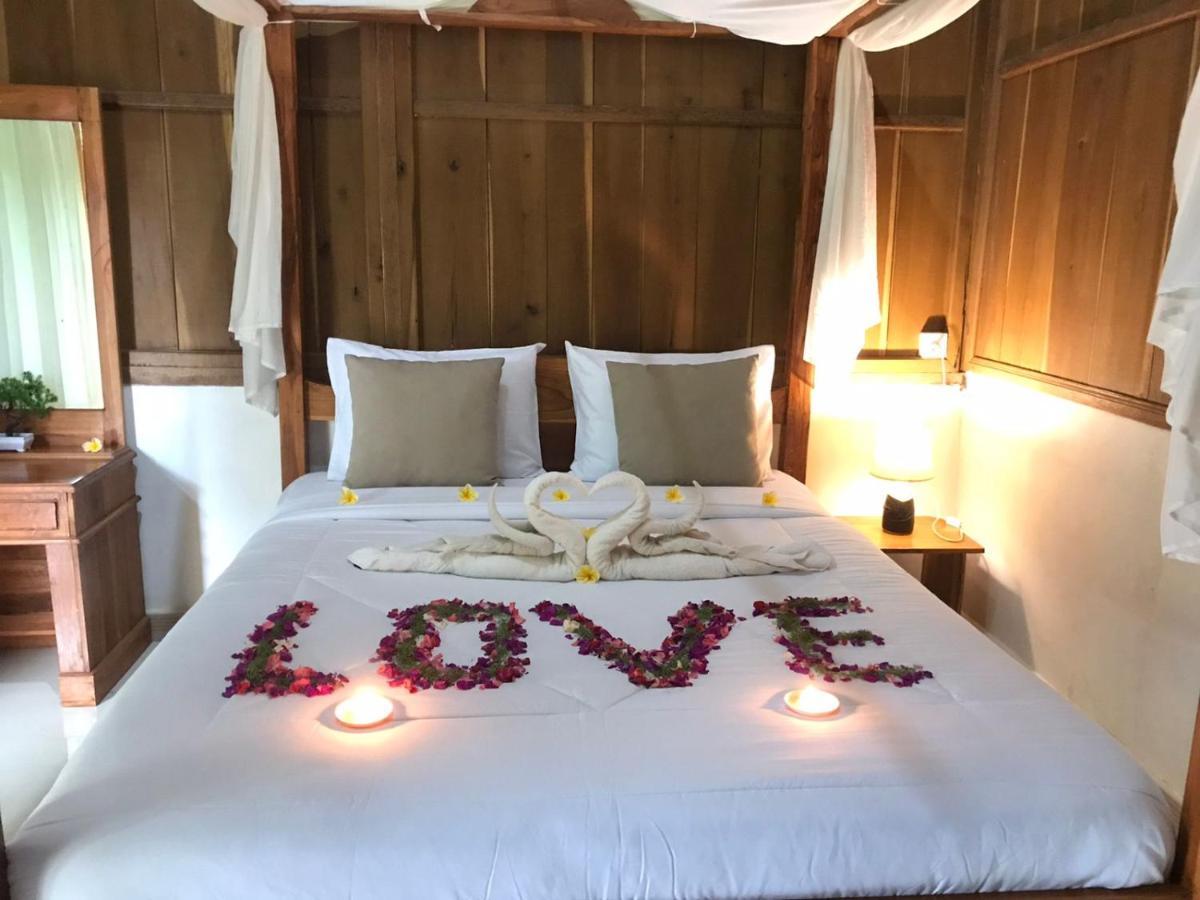Friendly Homestay Lemukih Singaraja Eksteriør billede